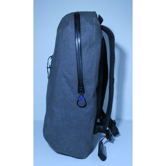 Ozark Trail Premium Leaktight Backpack Hiking Outdoor Camping Bottle Opener Gray - Picture 7 of 10